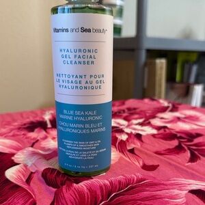 Hyaluronic Gel Facial Cleanser - vitamins and sea beauty